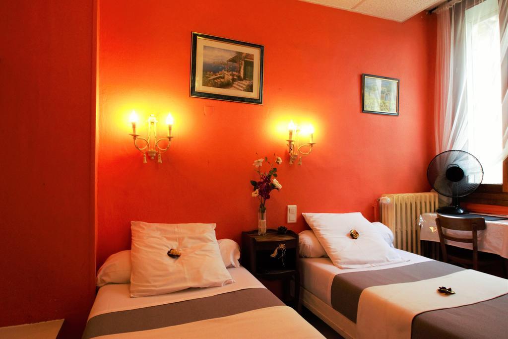 Hotel Innova Cardabella Avignon Værelse billede