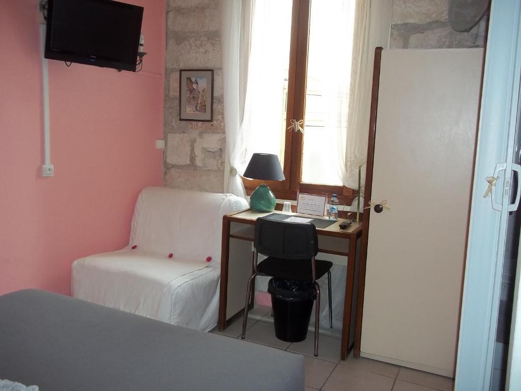 Hotel Innova Cardabella Avignon Værelse billede