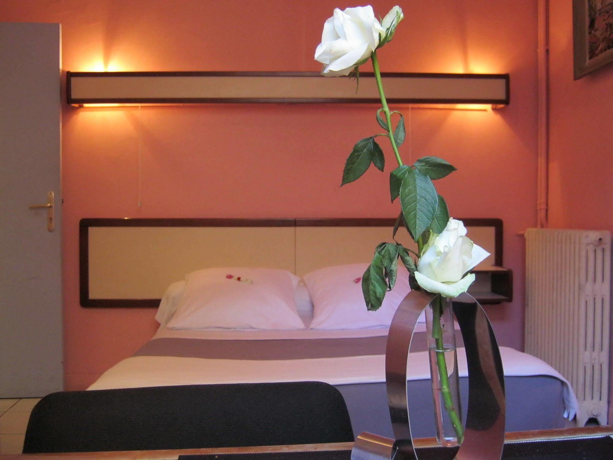 Hotel Innova Cardabella Avignon Eksteriør billede