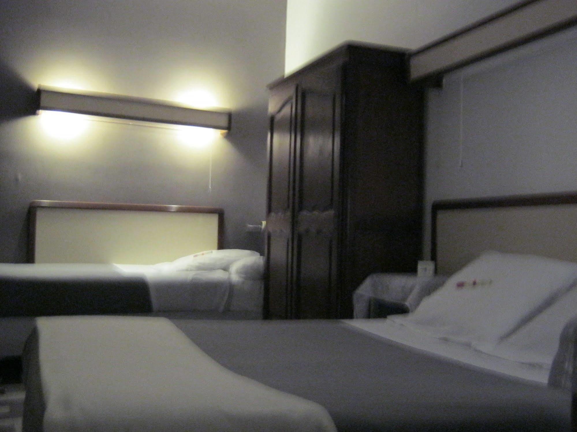 Hotel Innova Cardabella Avignon Eksteriør billede